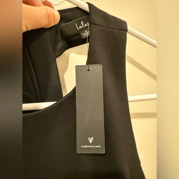 Lulus Cutout and About Black Skater Dress Size Small New with tags - Picture 8 of 10